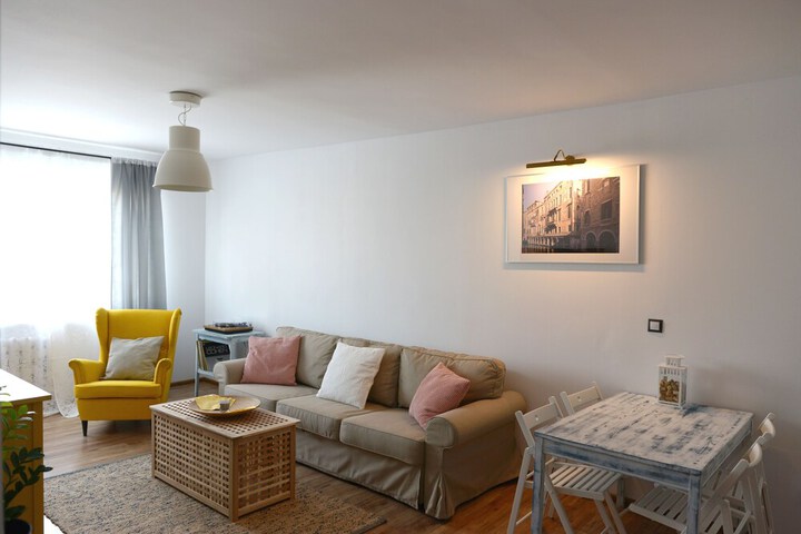 Room 45 of 61