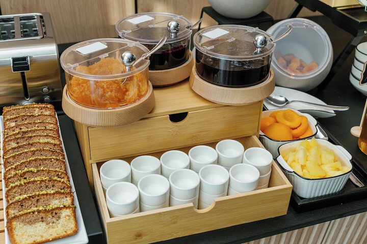 Breakfast/Coffee Service 68 of 76