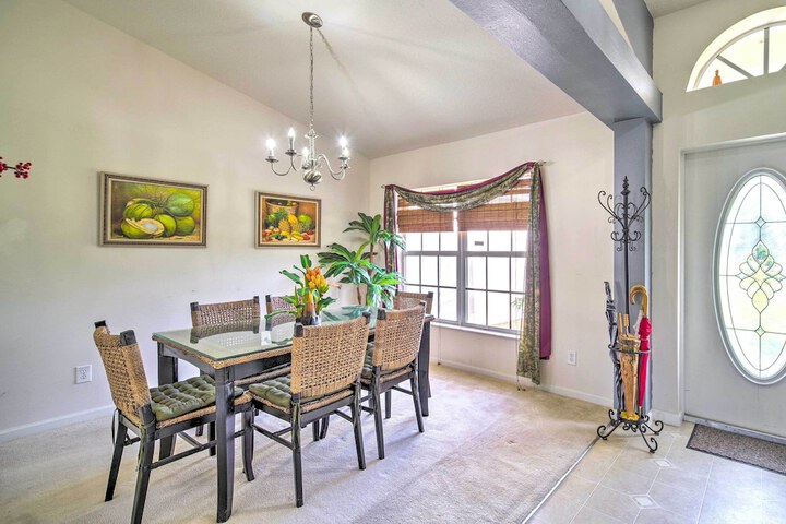 banzai Palm Bay Home Near Parks & Beaches!