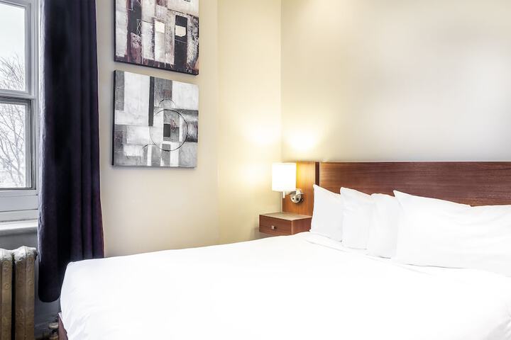Room 2 of 19