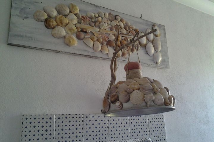 Room 6 of 11