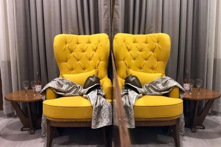 Room 7 of 11