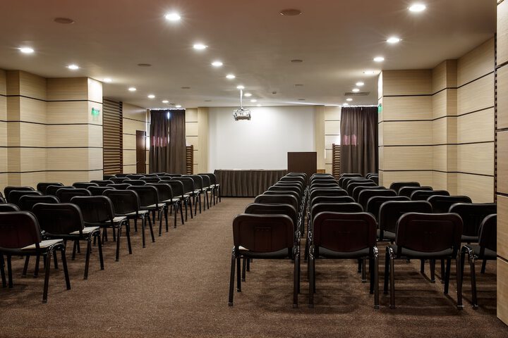 Meeting 110 of 132