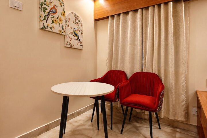 Room 30 of 74
