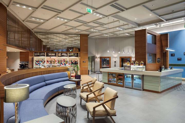 Guest Lobby