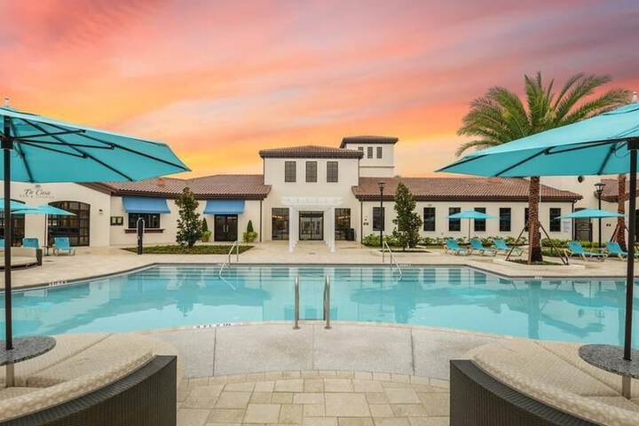Pool 13 of 27