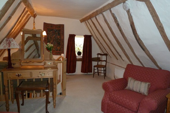 Room 7 of 42