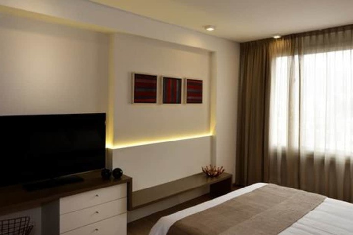 Room 13 of 53