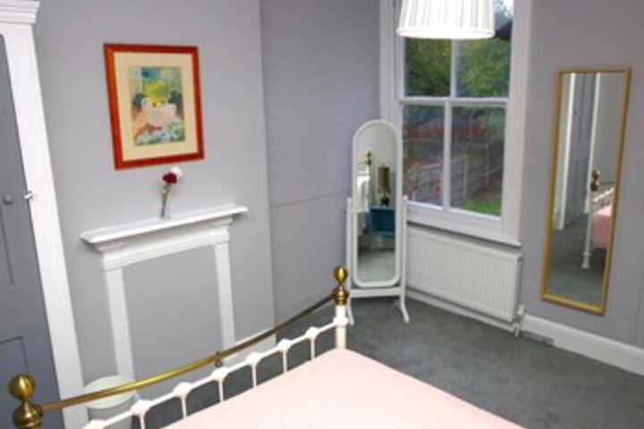 Room 52 of 54