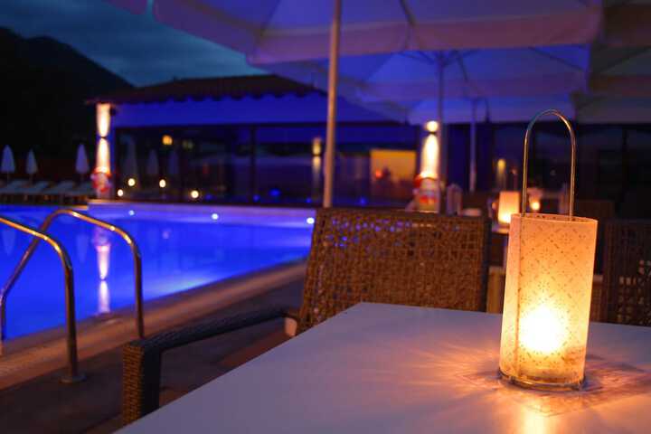 Pool 59 of 117