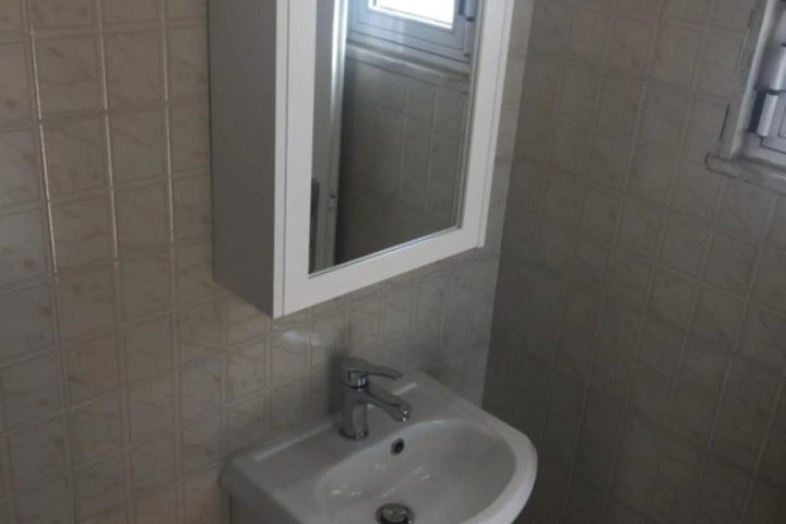 Room 8 of 15