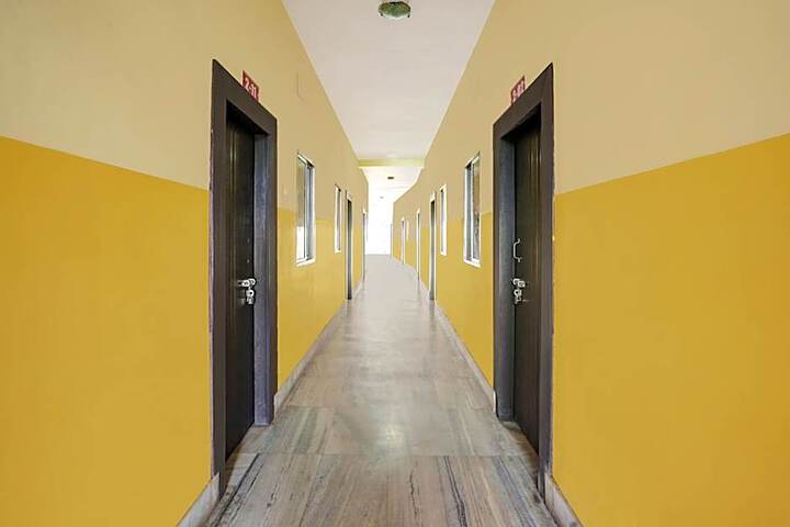 OYO Hotel Royal Residency