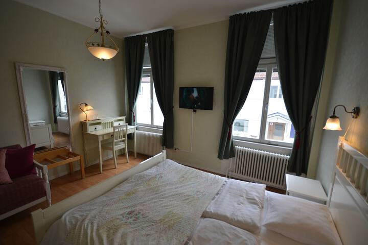 Room 18 of 57