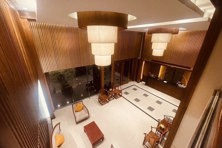Hotel Interior 4 of 62