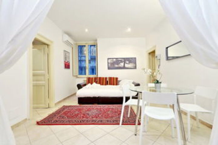 Room 14 of 35
