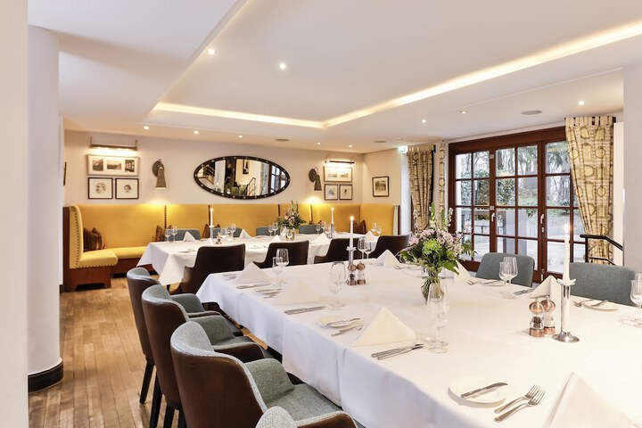 Dining Photos