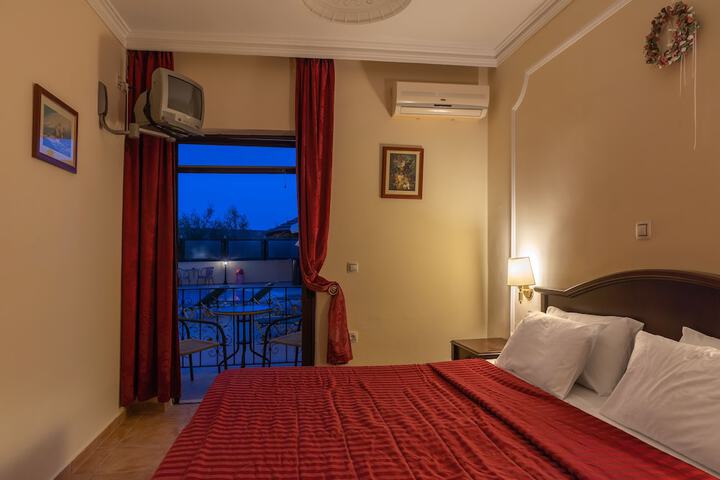 Room 38 of 117