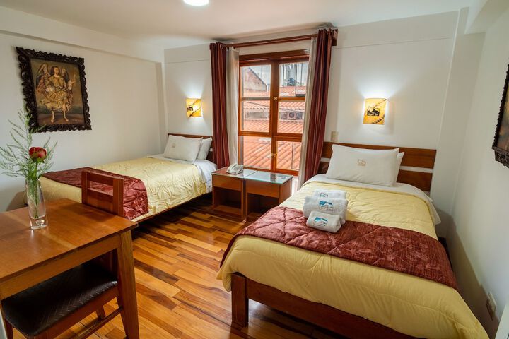 Room 6 of 24