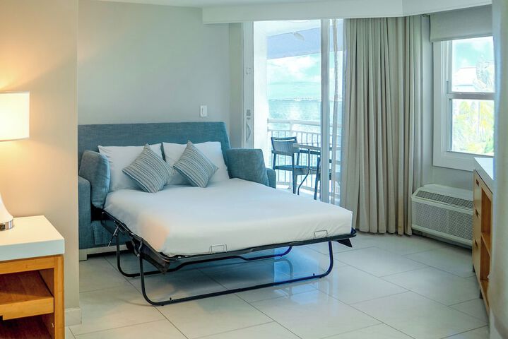 Room 15 of 64
