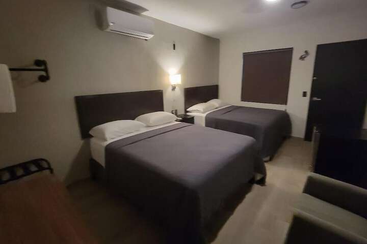 Room 21 of 140