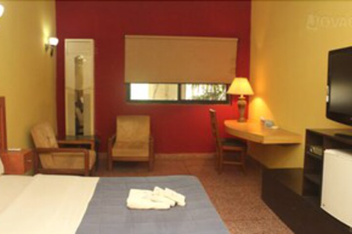 Room 27 of 30