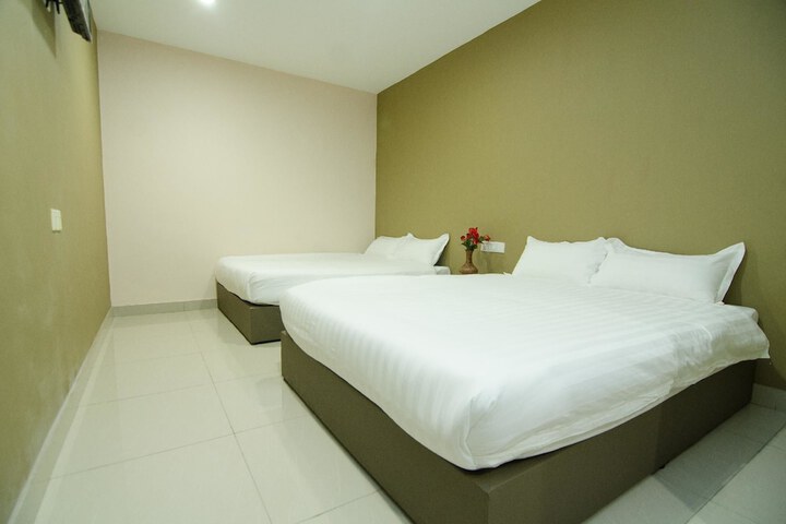 Room 19 of 39