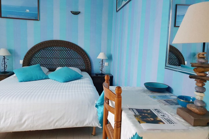 Room 17 of 39