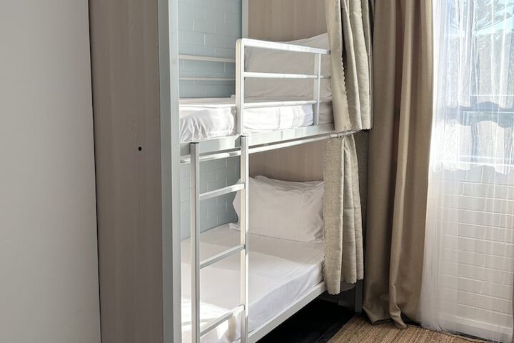 Room 7 of 44