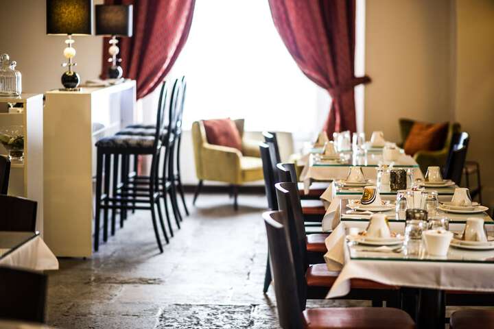 Dining 46 of 67