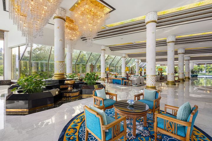 Lobby Entry