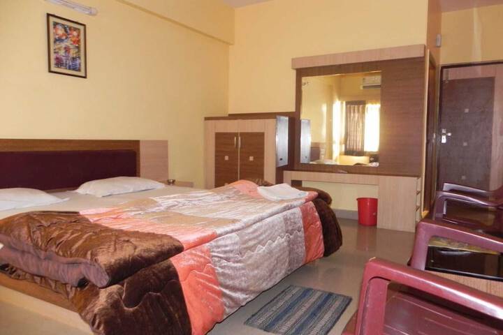 Room 3 of 4