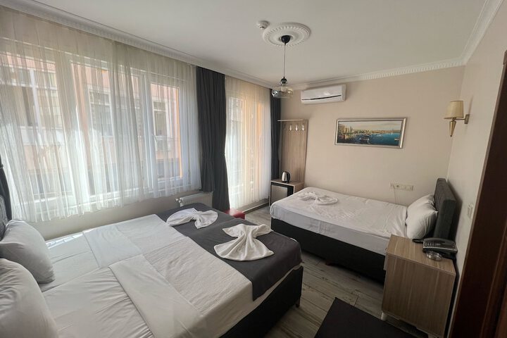 Room 7 of 20