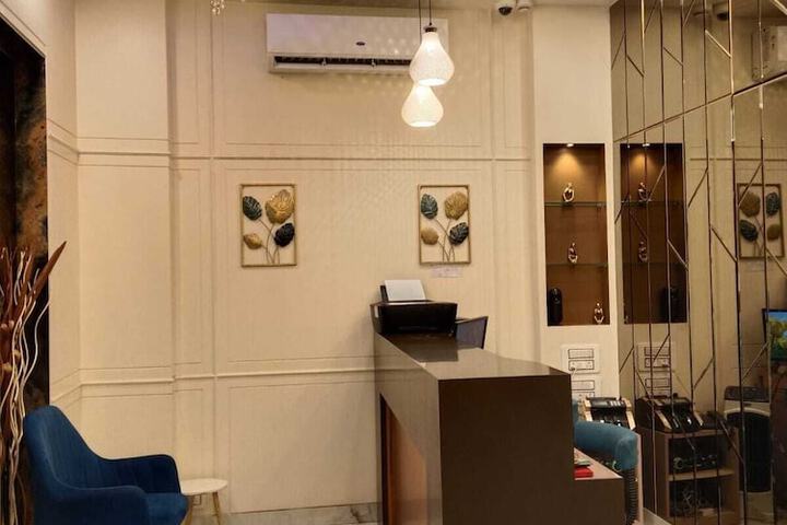 Hotel Interior 2 of 12
