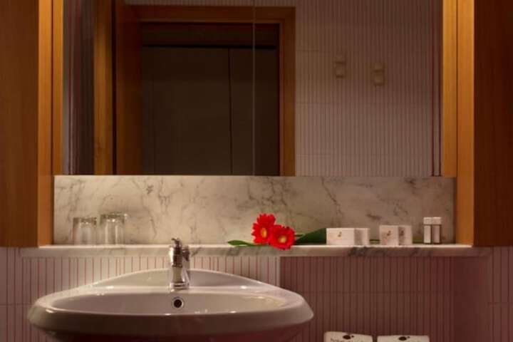 Clean Restrooms
