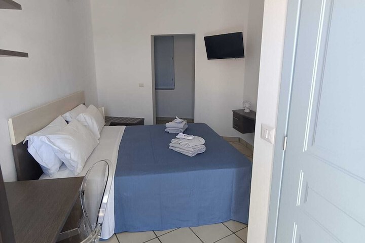 Room 17 of 110