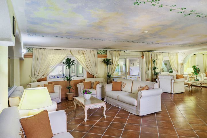 Hotel Lobby