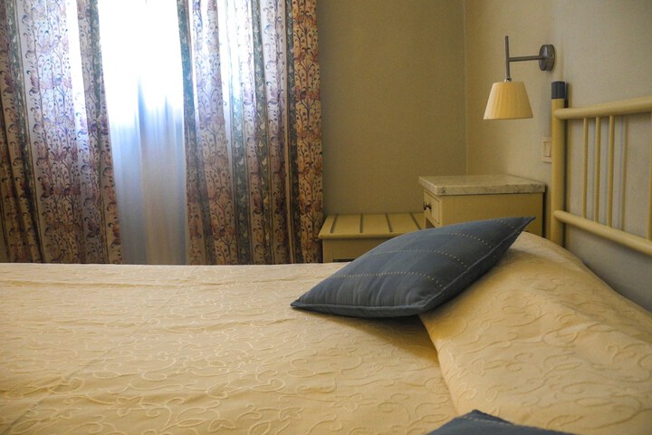 Room 17 of 53
