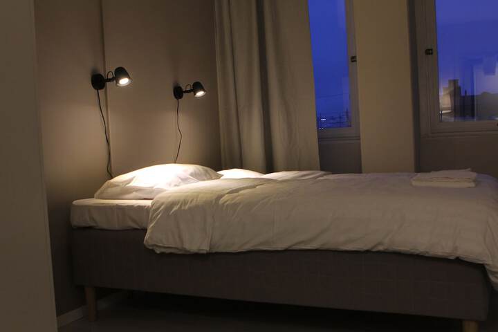 Room 28 of 82
