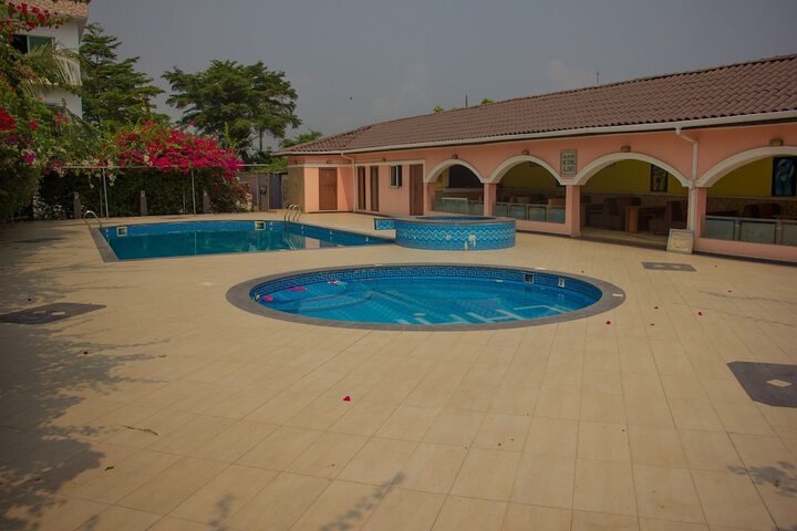 Pool 48 of 69