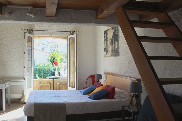 Room 18 of 113