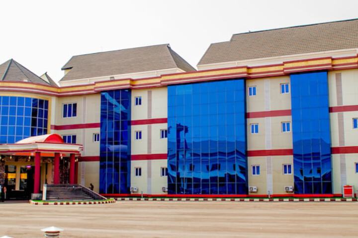 Peace Hotel and Suites
