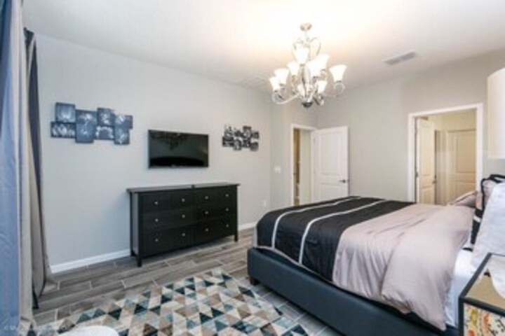 Room 85 of 123