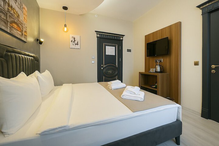 Room 10 of 54