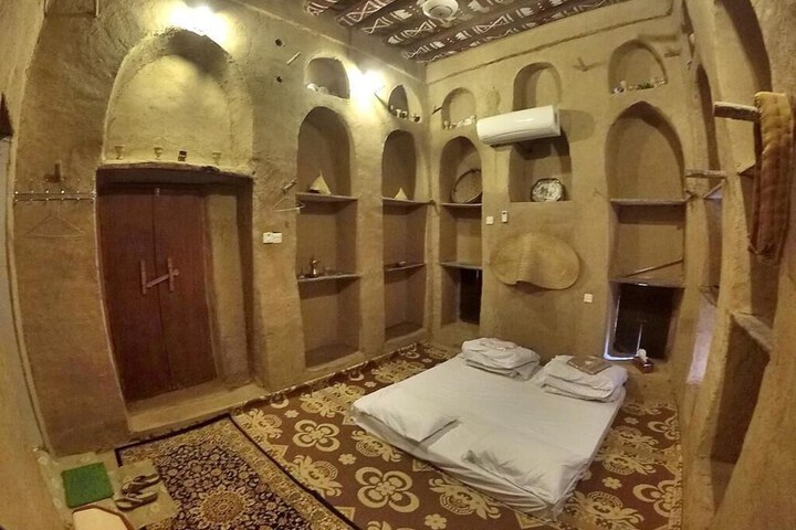 Room 5 of 31