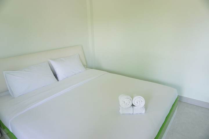 Room 17 of 52
