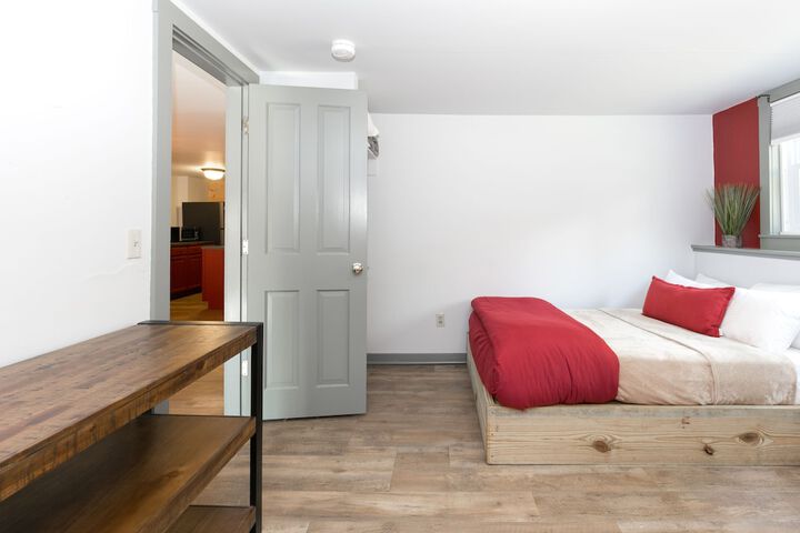 Room 19 of 114