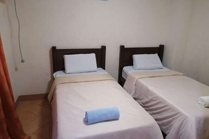 Room 26 of 79
