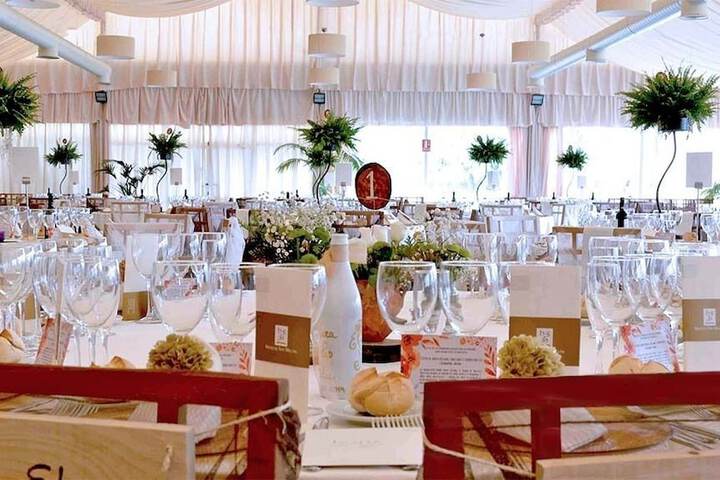 Ballroom/Hall 15 of 41