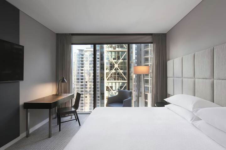 Room 10 of 49