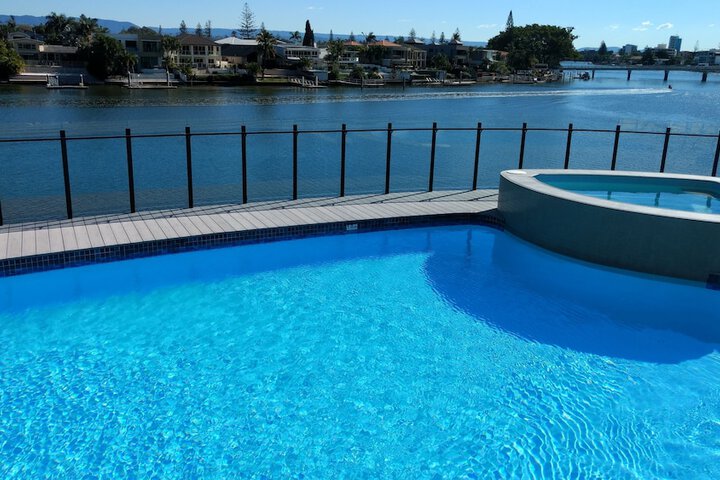 Pool Hotel